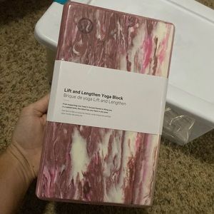 Lift and lengthen Yoga Block